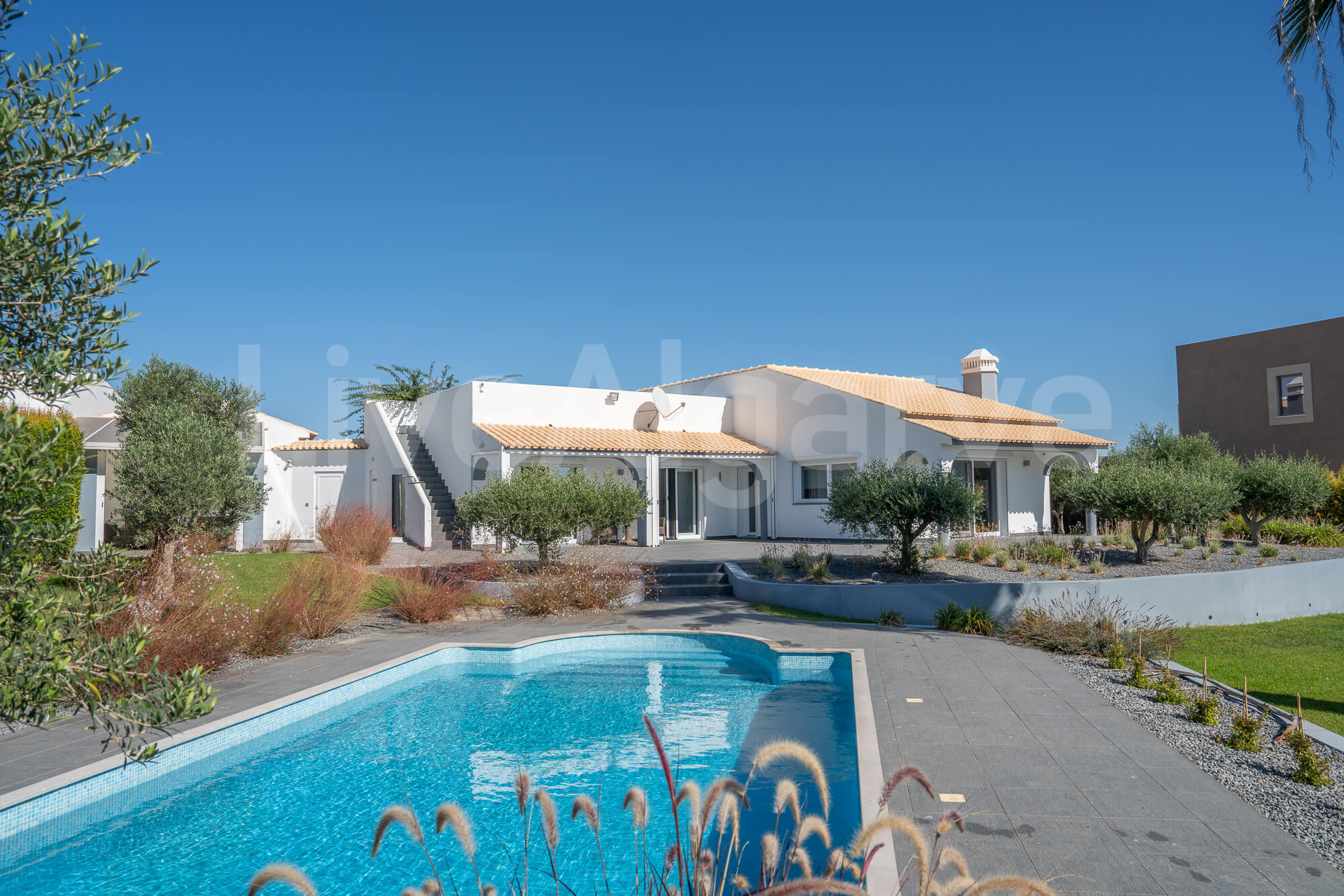 SEA VIEW | Luxury T2 Villa at Vale de Lama for Sale - Lagos