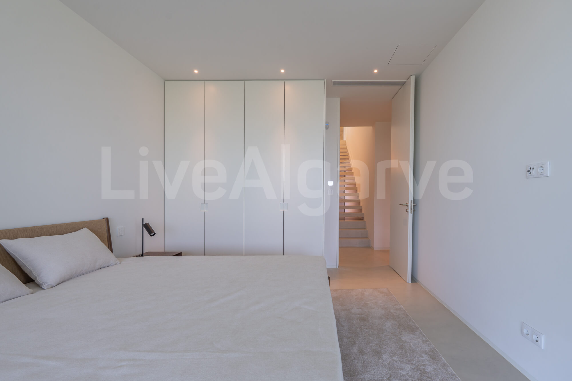 PLUZ | Striking Luxury T3 & T4 Villas at Monte de Lemos, Praia da Luz for Sale