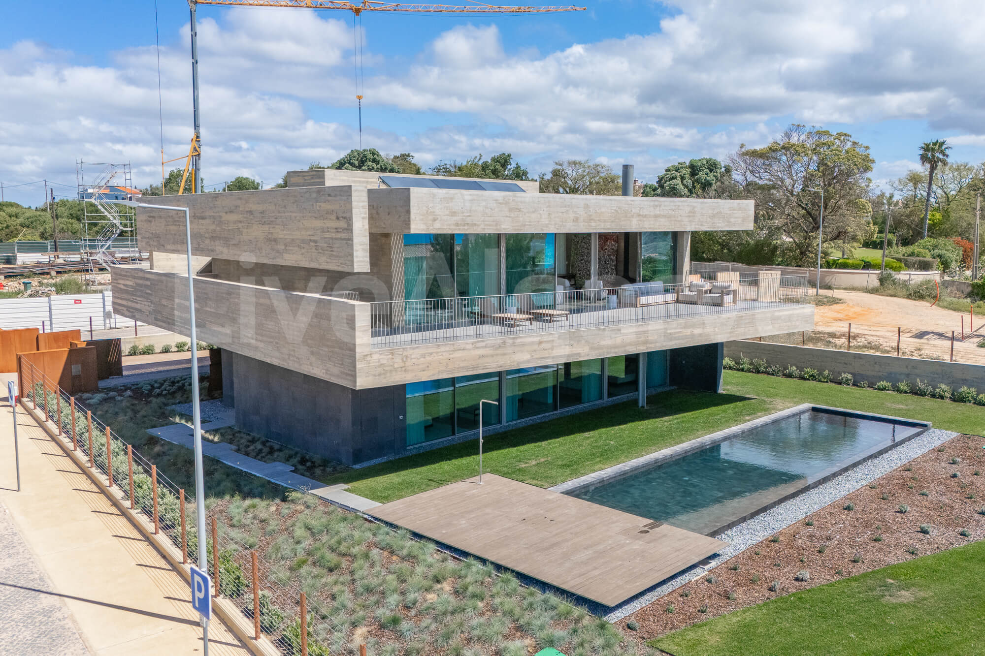 PLUZ | Striking Luxury T3 & T4 Villas at Monte de Lemos, Praia da Luz for Sale