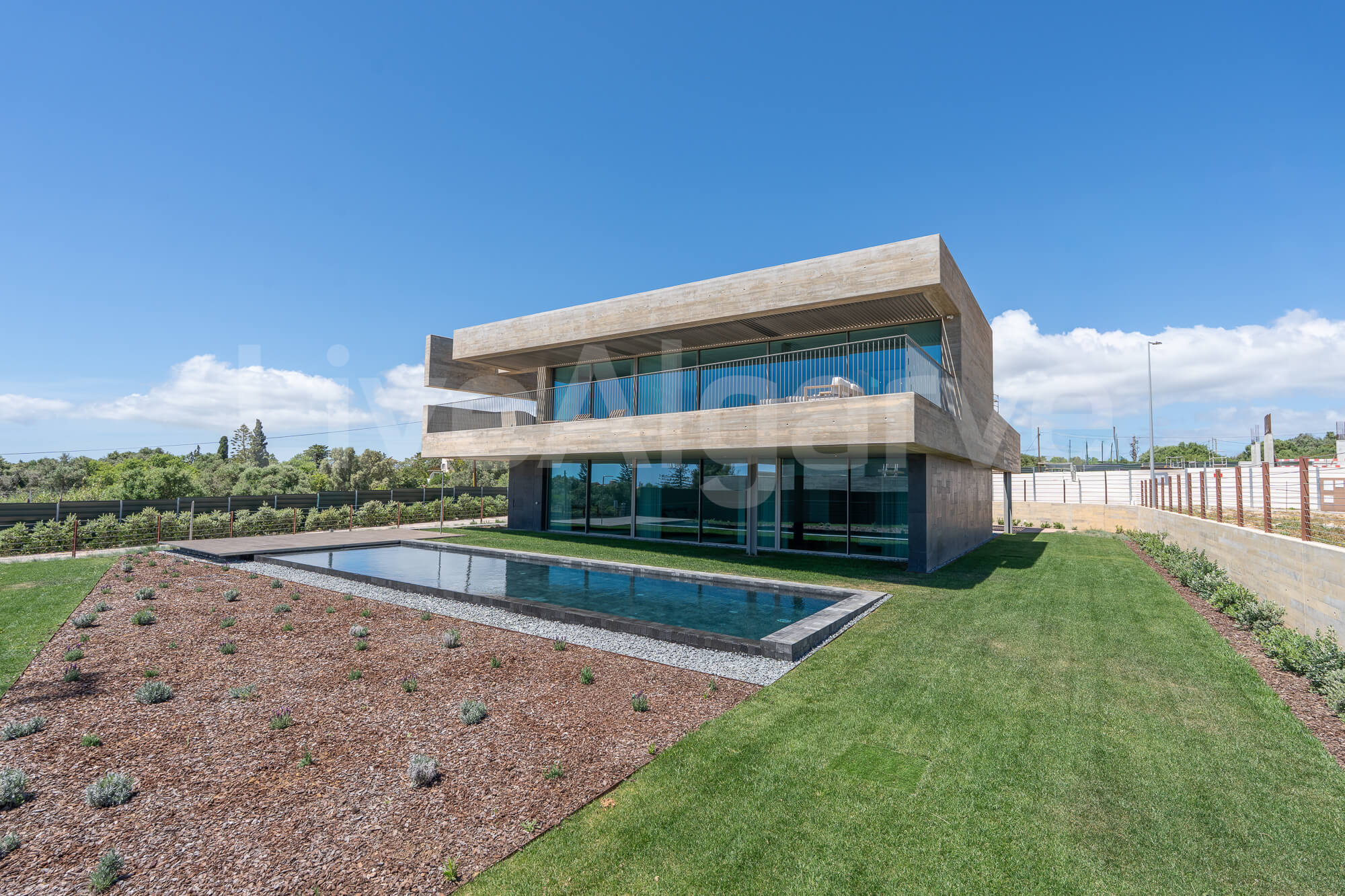 PLUZ | Striking Luxury T3 & T4 Villas at Monte de Lemos, Praia da Luz for Sale