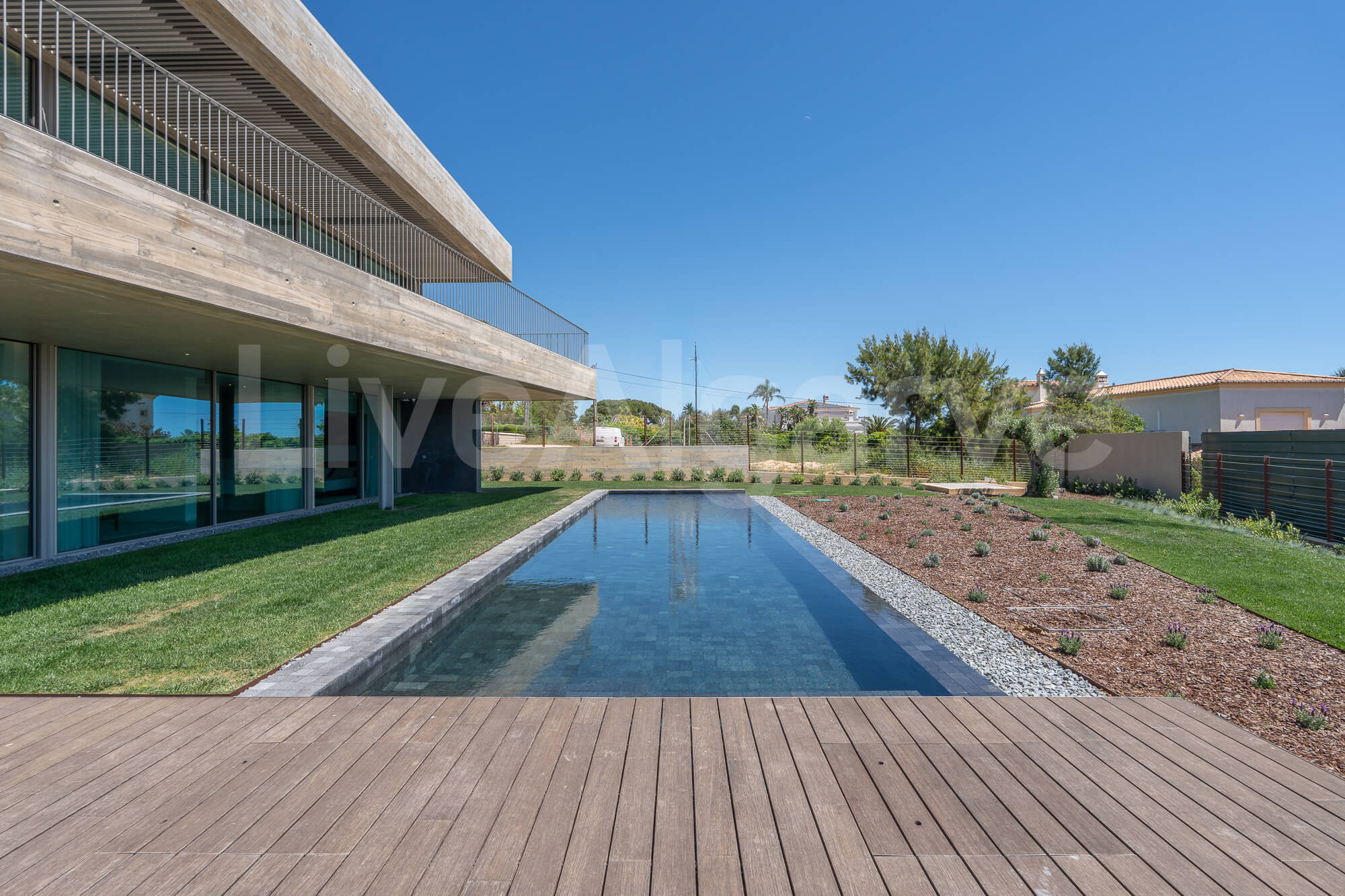 PLUZ | Striking Luxury T3 & T4 Villas at Monte de Lemos, Praia da Luz for Sale