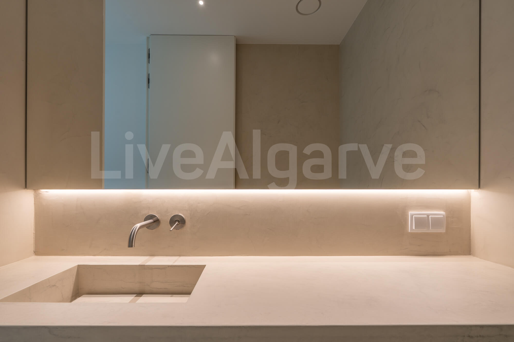 PLUZ | Striking Luxury T3 & T4 Villas at Monte de Lemos, Praia da Luz for Sale