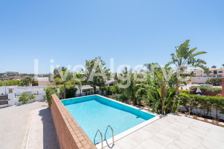 MEER BLICK | Luxuriöse 3 SZ+1 Familien Villa im Mediterranen Stil in Porto de Mós - Lagos