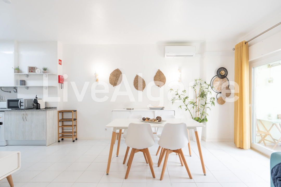 STRANDNÄHE | Bezugsfertige 1 SZ Wohnung mit AL-Vermietungslizenz am Praia da Rocha zum Verkauf - Portimão