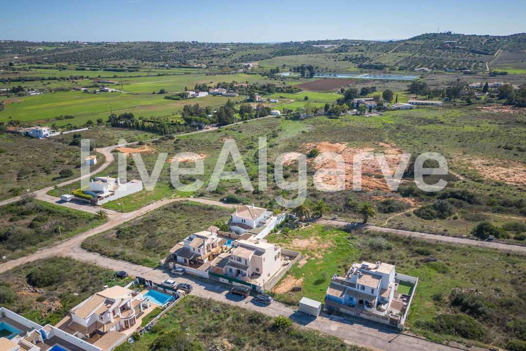 OPPORTUNITY |Big Detached T4+2 Villa in Burgau – Vila do Bispo