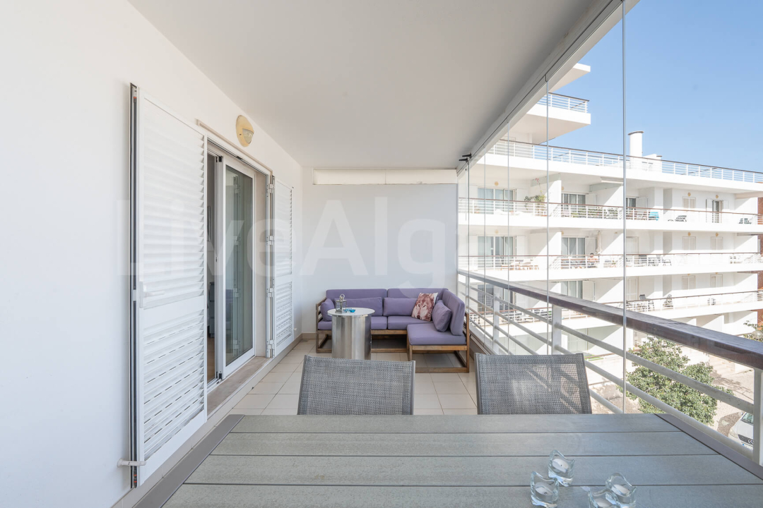 EXCLUSIVO | Belo Apartamento T2 com Vistas Deslumbrantes na Marina á Venda - Lagos