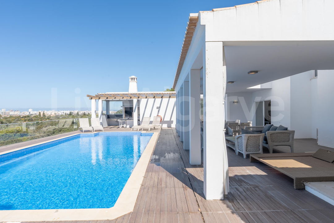 SEA VIEW | Fist Line Ocean View T5+1 Villa at Ferragudo for Sale - Lagoa
