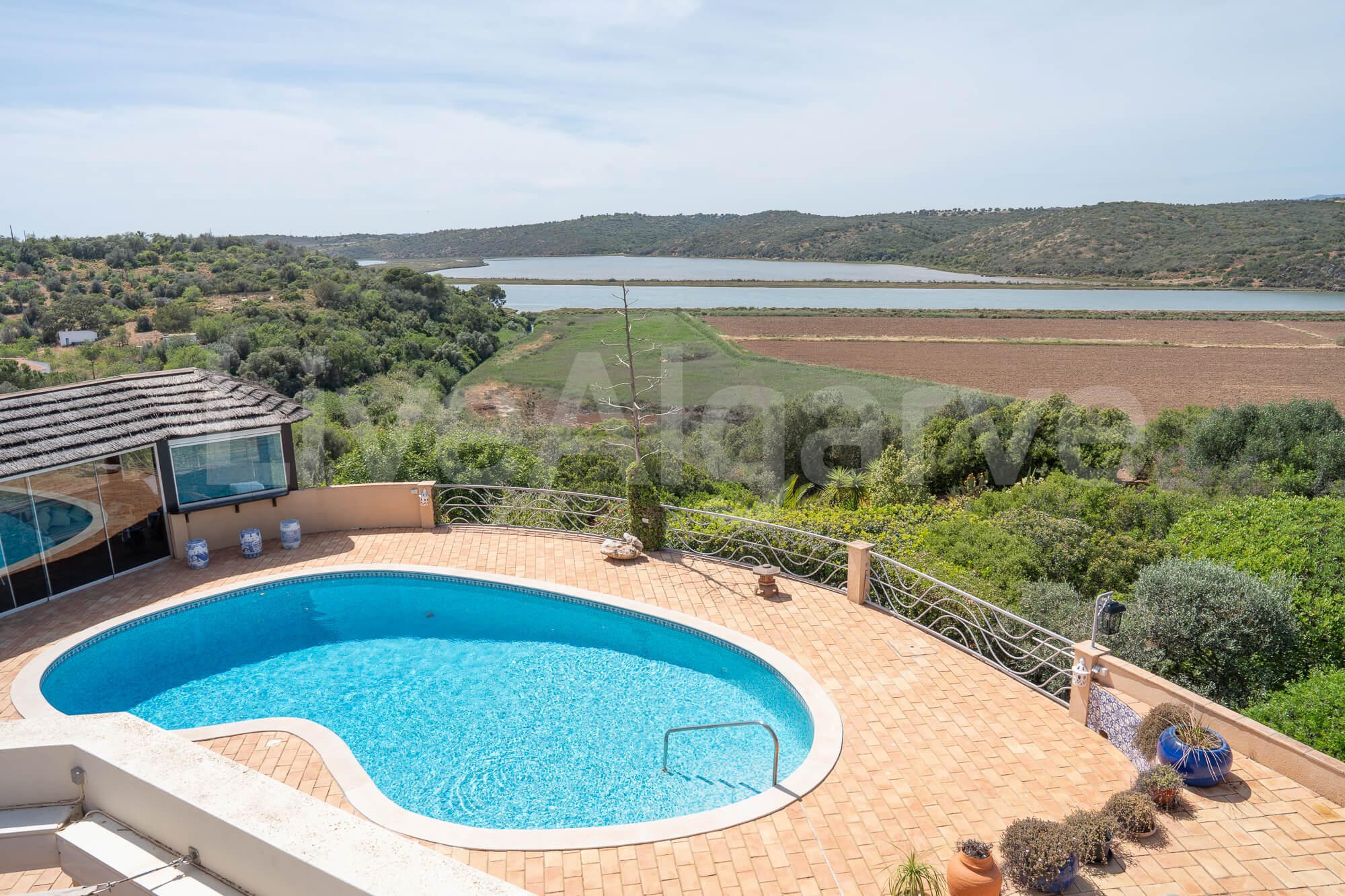 RIVER VIEW | A Dream T3 Villa Awaits! Experience Luxury Living by the River Arade at Estômbar  - Lagoa