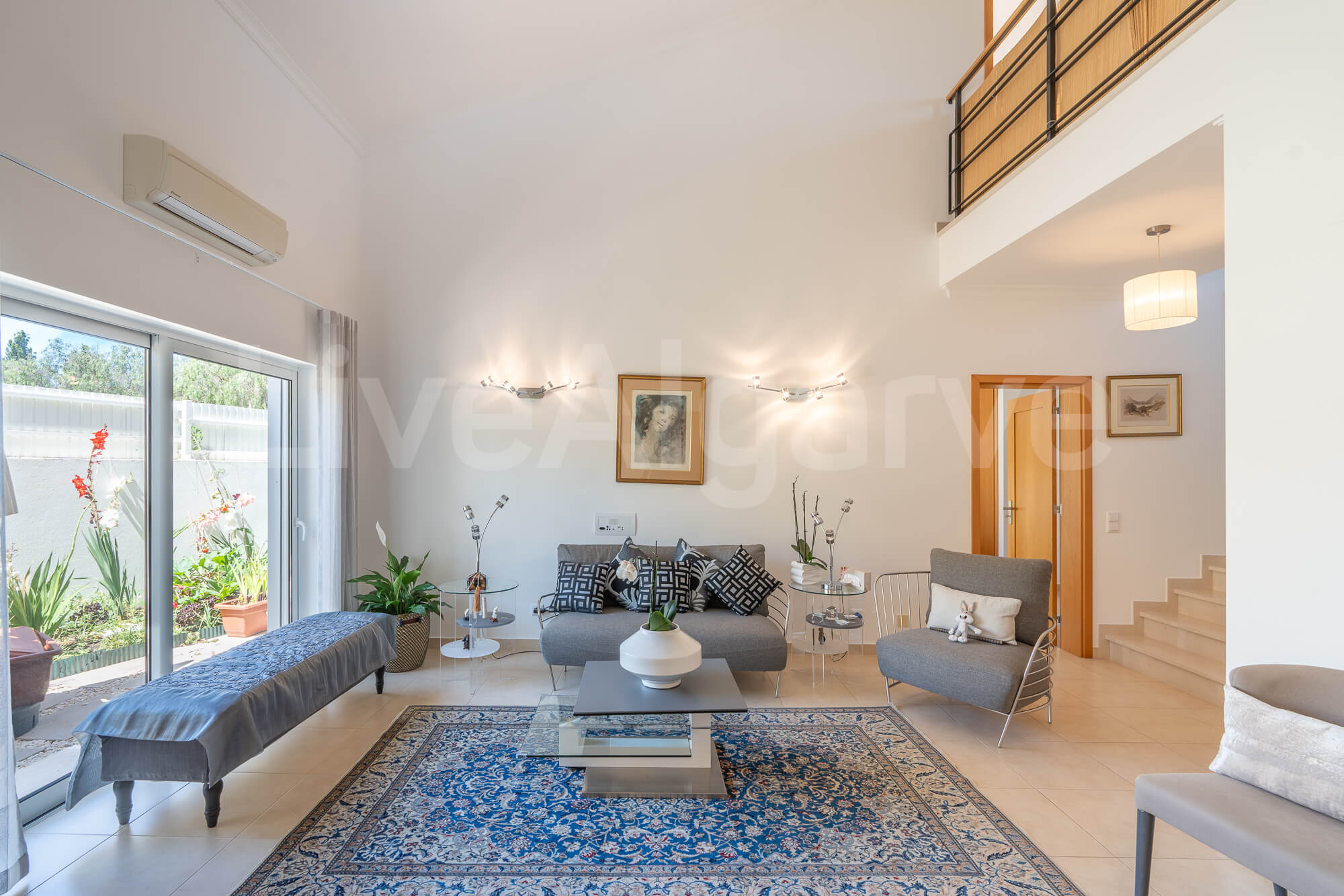 OPPORTUNITY | Stunning Modern T3 Terraced House Near Porto de Mós Beach for Sale - Lagos