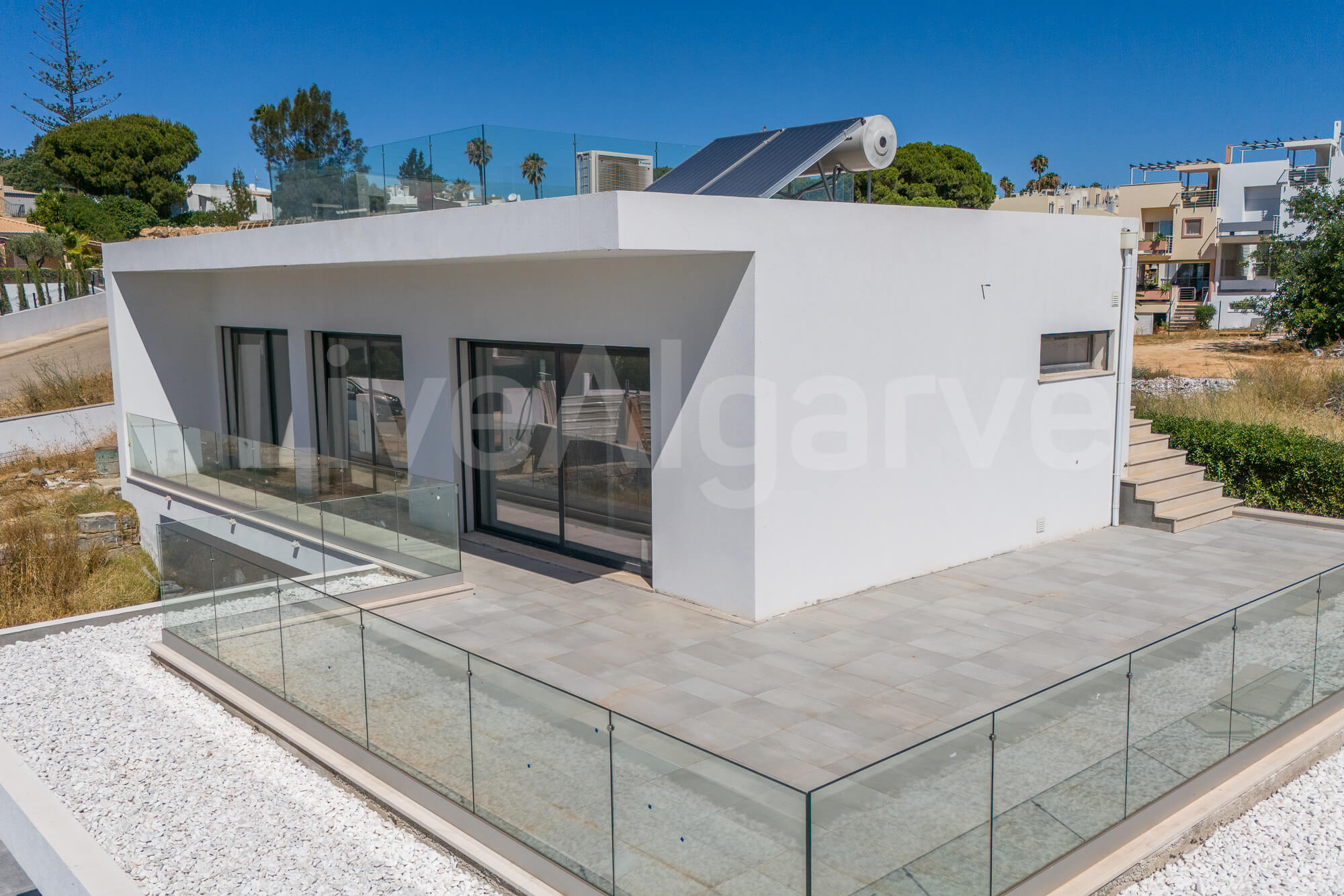 SEA VIEW | Ultra-Modern New South-Facing Villa in Carvoeiro for Sale - Lagoa 